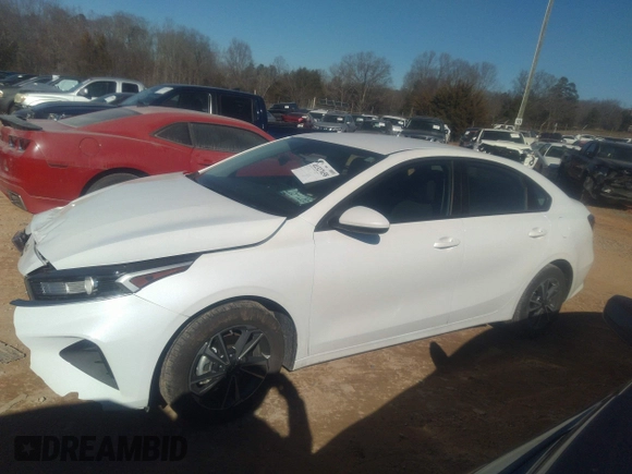2024 Kia Forte LXS with VIN 3KPF24ADXRE833399, listed as a IAAI auction lot 41327658 with 6,360 mi miles. Bid and sale history available at carsss.com. Image 15.