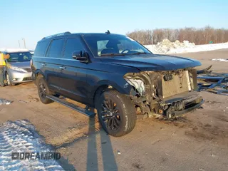 2021 Ford Expedition Limited with VIN 1FMJU2AT4MEA07535, listed as a IAAI auction lot 41355229 with 89,347 mi miles. Bid and sale history available at carsss.com. Image 1.