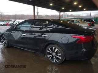 2017 Nissan Maxima SV z VIN 1N4AA6AP1HC447467, wystawiony jako IAAI lot #40918468 z przebiegiem 166 352 mil mil oraz . Historia ofert i sprzedaży dostępna na DreamBid. Obrazek 3.