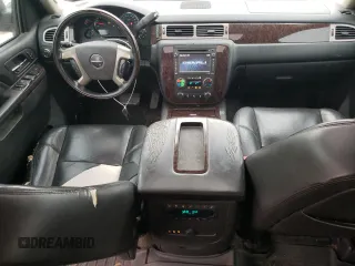 2013 GMC Yukon XL Denali with VIN 1GKS2MEF3DR271857, listed as a Copart auction lot 55522895 with 260,479 mi miles and Clean Title. Bid and sale history available at DreamBid. Image 8.