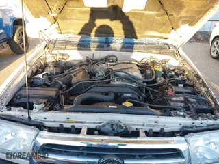 2000 Toyota 4Runner SR5 with VIN JT3HN86R1Y0313227, listed as a IAAI auction lot 41271217 with 236,293 mi miles. Bid and sale history available at carsss.com. Image 10.