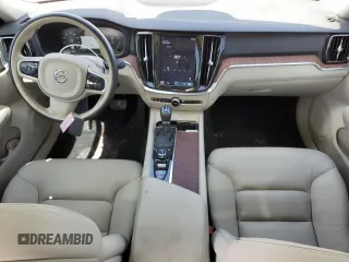 2019 Volvo S60 Momentum with VIN 7JRA22TK0KG001474, listed as a Copart auction lot 42163233 with 33,923 mi miles. Bid and sale history available at carsss.com. Image 8.