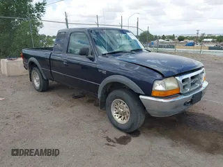 1999 Ford Ranger XL с VIN 1FTZR15V5XPA23864, выставлен на аукционе IAAI как лот 42582302 с пробегом 106 502 миль миль и . История ставок и продаж доступна на DreamBid. Изображение 1.