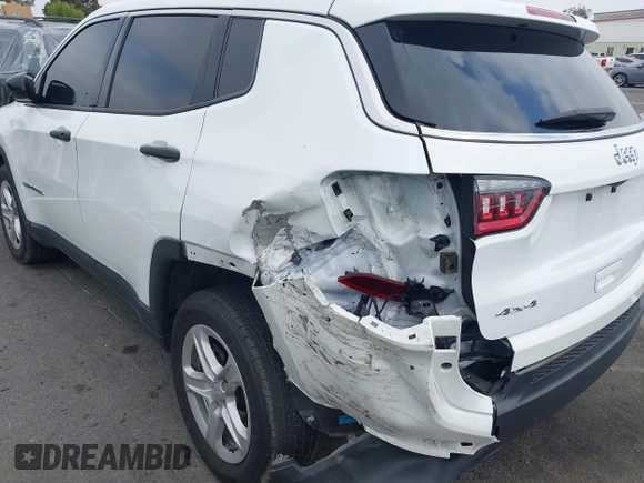 2023 Jeep Compass Sport z VIN 3C4NJDAN5PT510734, wystawiony jako IAAI lot #42519894 z przebiegiem 45 819 mil mil oraz . Historia ofert i sprzedaży dostępna na DreamBid. Obrazek 6.