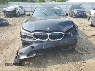2020 BMW 3 Series 330i xDrive z VIN 3MW5R7J05L8B33752, wystawiony jako Copart lot #59315585 z przebiegiem Nie podano mil oraz Czysty tytuł • Clean title. Historia ofert i sprzedaży dostępna na DreamBid. Obrazek 5.