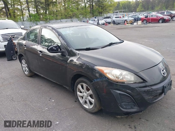2011 Mazda 3 i Touring z VIN JM1BL1VF7B1437719, wystawiony jako IAAI lot #39395465 z przebiegiem 89 099 mil mil oraz . Historia ofert i sprzedaży dostępna na DreamBid. Obrazek 1.