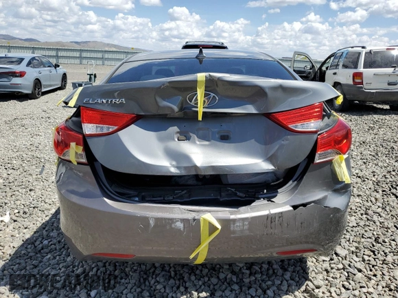 2013 Hyundai Elantra GLS z VIN 5NPDH4AE7DH162020, wystawiony jako Copart lot #54664595 z przebiegiem 165 999 mil mil oraz Szkoda całkowita • Salvage title. Historia ofert i sprzedaży dostępna na DreamBid. Obrazek 6.
