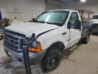 1999 Ford F-250 XL z VIN 1FTNF21F8XEE75010, wystawiony jako Copart lot #54532975 z przebiegiem 239 935 mil mil oraz Szkoda całkowita • Salvage title. Historia ofert i sprzedaży dostępna na DreamBid. Obrazek 1.