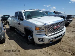 2016 GMC Sierra 3500HD Denali z VIN 1GT42YE80GF287355, wystawiony jako Copart lot #53024615 z przebiegiem 161 733 mil mil oraz Szkoda całkowita • Salvage title. Historia ofert i sprzedaży dostępna na DreamBid. Obrazek 4.