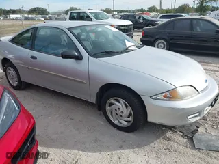 2000 Chevrolet Cavalier with VIN 1G1JC1241Y7112786, listed as a IAAI auction lot 41362690 with 280,225 mi miles. Bid and sale history available at carsss.com. Image 1.