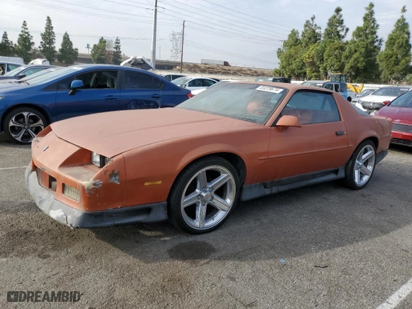 1991 Chevrolet Camaro RS with VIN 1G1FP23E4ML138405, listed as a Copart auction lot 83229674 with 158,348 mi miles and Salvage Title. Bid and sale history available at carsss.com. Image 1.