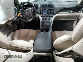 2017 Lincoln Continental Reserve z VIN 1LN6L9NC3H5623731, wystawiony jako Copart lot #52857205 z przebiegiem 68 845 mil mil oraz Nie do naprawy • Non repairable. Historia ofert i sprzedaży dostępna na DreamBid. Obrazek 8.