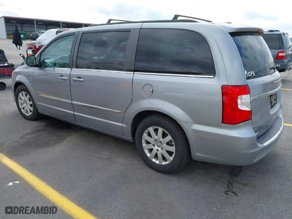 2014 Chrysler Town & Country Touring with VIN 2C4RC1BG5ER208581, listed as a IAAI auction lot 41864079 with 153,822 mi miles. Bid and sale history available at carsss.com. Image 3.