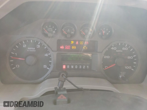 2008 Ford F-350 with VIN 1FTWW30R38EE04692, listed as a Copart auction lot 74524934 with 350,141 mi miles and Salvage title. Bid and sale history available at DreamBid. Image 9.