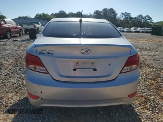 2016 Hyundai Accent SE z VIN KMHCT4AE7GU096875, wystawiony jako Copart lot #52945135 z przebiegiem 109 083 mil mil oraz Szkoda całkowita • Salvage title. Historia ofert i sprzedaży dostępna na DreamBid. Obrazek 6.