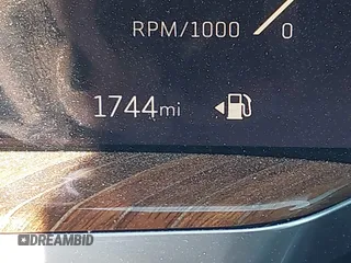 2025 Cadillac Escalade z VIN 1GYS9GRL7SR168408, wystawiony jako IAAI lot #41855623 z przebiegiem 1 744 mil mil oraz . Historia ofert i sprzedaży dostępna na DreamBid. Obrazek 15.