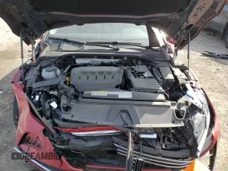 2021 Volkswagen Arteon SE z VIN WVWAR7AN4ME007992, wystawiony jako Copart lot #46604703 z przebiegiem 12 168 mil mil oraz . Historia ofert i sprzedaży dostępna na DreamBid. Obrazek 11.