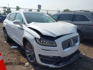 2019 Lincoln Nautilus Reserve with VIN 2LMPJ8LP2KBL18626, listed as a IAAI auction lot 42461306 with 123,091 mi miles and . Bid and sale history available at DreamBid. Image 1.