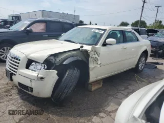 2007 Chrysler 300 Signature with VIN 2C3KA53G77H658906, listed as a Copart auction lot 69772444 with 236,394 mi miles and Salvage Title. Bid and sale history available at carsss.com. Image 1.