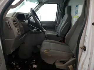 2014 Ford Econoline Commercial with VIN 1FDXE4FS2EDA11562, listed as a Copart auction lot 47995935 with 195,900 mi miles and Clean Title. Bid and sale history available at carsss.com. Image 7.