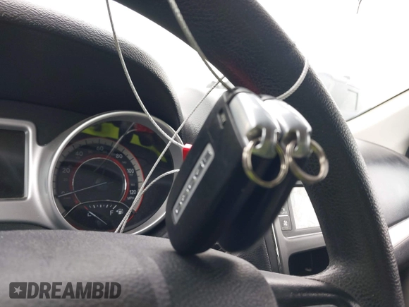 2019 Dodge Journey SE with VIN 3C4PDCBB0KT816103, listed as a IAAI auction lot 41640272 with 118,310 mi miles and . Bid and sale history available at DreamBid. Image 11.