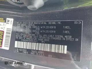 2024 Toyota Highlander LE z VIN 5TDKDRAH3RS543441, wystawiony jako IAAI lot #42429440 z przebiegiem 9 086 mil mil oraz . Historia ofert i sprzedaży dostępna na DreamBid. Obrazek 9.