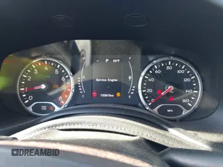 2015 Jeep Renegade Latitude with VIN ZACCJBBT0FPB67030, listed as a IAAI auction lot 41866195 with 120,618 mi miles. Bid and sale history available at carsss.com. Image 7.