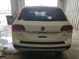 2018 Volkswagen Atlas SE with VIN 1V2KR2CA4JC512020, listed as a Copart auction lot 60404745 with 109,477 mi miles and Non repairable. Bid and sale history available at DreamBid. Image 6.