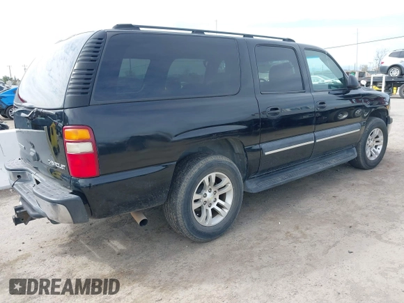 2003 Chevrolet Suburban LS with VIN 3GNEC16T03G334122, listed as a IAAI auction lot 41860521 with 195,648 mi miles. Bid and sale history available at carsss.com. Image 4.