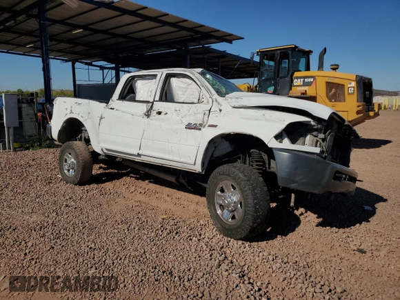 2015 Ram 2500 Tradesman z VIN 3C6TR5CT5FG626077, wystawiony jako Copart lot #56059055 z przebiegiem 161 452 mil mil oraz Szkoda całkowita • Salvage title. Historia ofert i sprzedaży dostępna na DreamBid. Obrazek 4.