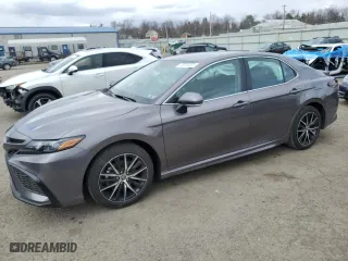 2024 Toyota Camry SE with VIN 4T1G11AK3RU260878, listed as a Copart auction lot 50914465 with 11,122 mi miles and Salvage Title. Bid and sale history available at carsss.com. Image 1.