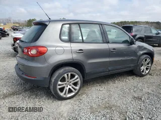 2010 Volkswagen Tiguan Wolfsburg Edition z VIN WVGAV7AX6AW526069, wystawiony jako Copart lot #48891465 z przebiegiem 148 424 mil mil oraz Szkoda całkowita • Salvage title. Historia ofert i sprzedaży dostępna na DreamBid. Obrazek 3.