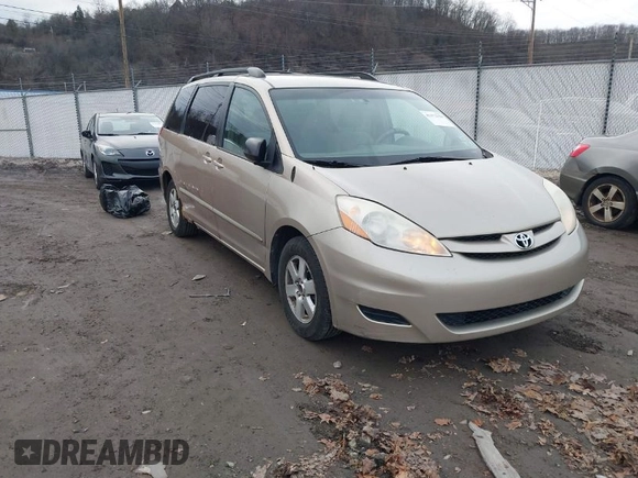 2007 Toyota Sienna CE with VIN 5TDZK23C37S042897, listed as a IAAI auction lot 41472130 with 196,055 mi miles. Bid and sale history available at carsss.com. Image 1.