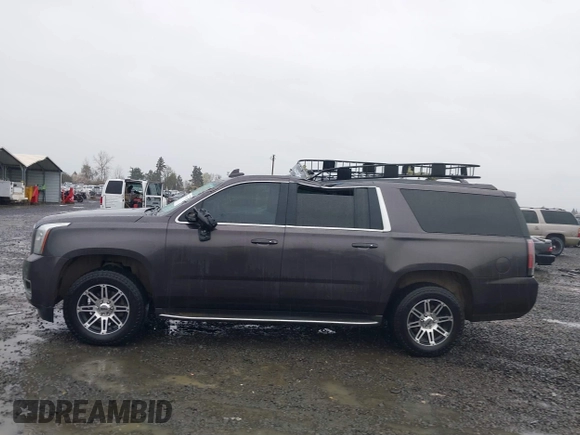 2017 GMC Yukon XL SLT with VIN 1GKS2GKC9HR152969, listed as a IAAI auction lot 41759719 with 160,941 mi miles. Bid and sale history available at carsss.com. Image 14.