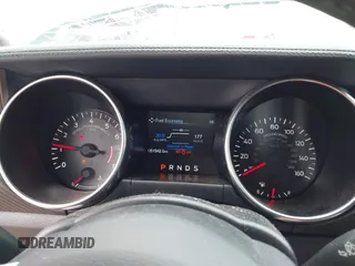 2021 Ford Mustang EcoBoost z VIN 1FA6P8TH1M5121107, wystawiony jako IAAI lot #42204097 z przebiegiem 51 542 mil mil oraz . Historia ofert i sprzedaży dostępna na DreamBid. Obrazek 7.
