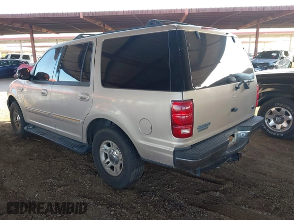1998 Ford Expedition XLT with VIN 1FMRU1766WLA48035, listed as a IAAI auction lot 42680519 with 203,253 mi miles and . Bid and sale history available at DreamBid. Image 3.