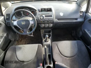 2007 Honda Fit z VIN JHMGD37427S059531, wystawiony jako Copart lot #57025775 z przebiegiem 224 576 mil mil oraz Czysty tytuł • Clean title. Historia ofert i sprzedaży dostępna na DreamBid. Obrazek 8.