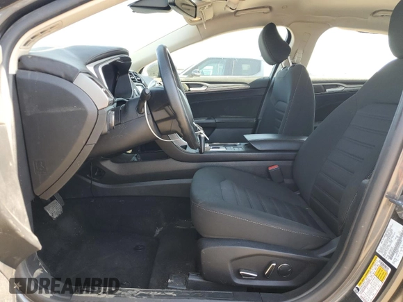 2020 Ford Fusion SE z VIN 3FA6P0LU0LR258405, wystawiony jako Copart lot #56320815 z przebiegiem 44 535 mil mil oraz Szkoda całkowita • Salvage title. Historia ofert i sprzedaży dostępna na DreamBid. Obrazek 7.