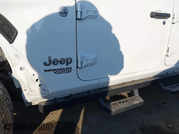 2021 Jeep Wrangler Unlimited Sport S с VIN 1C4HJXDN2MW511629, выставлен на аукционе IAAI как лот 41349997 с пробегом 72 267 миль миль и . История ставок и продаж доступна на DreamBid. Изображение 18.
