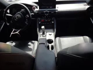2023 Lexus IS 300 с VIN JTHDA1D23P5128342, выставлен на аукционе Copart как лот 60864545 с пробегом 14 495 миль миль и Списание • Salvage title. История ставок и продаж доступна на DreamBid. Изображение 8.