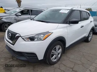 2020 Nissan Kicks S z VIN 3N1CP5BV4LL503488, wystawiony jako IAAI lot #41729610 z przebiegiem 81 592 mil mil oraz . Historia ofert i sprzedaży dostępna na DreamBid. Obrazek 2.