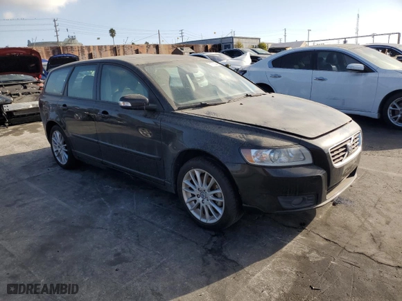 2009 Volvo V50 2.4L with VIN YV1MW390992466607, listed as a Copart auction lot 71972384 with 93,568 mi miles and Clean Title. Bid and sale history available at carsss.com. Image 4.