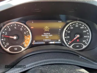 2018 Jeep Renegade Trailhawk with VIN ZACCJBCB5JPG87412, listed as a Copart auction lot 48333155 with 113,612 mi miles and Clean Title. Bid and sale history available at carsss.com. Image 9.