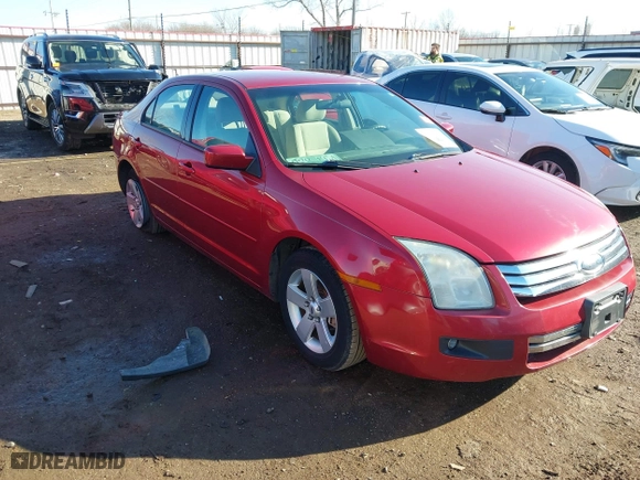 2007 Ford Fusion SE with VIN 3FAHP07Z47R194888, listed as a IAAI auction lot 41323445 with 124,743 mi miles. Bid and sale history available at carsss.com. Image 1.