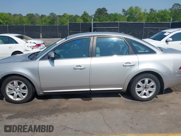 2007 Ford Five Hundred SEL with VIN 1FAFP24147G106186, listed as a IAAI auction lot 41905358 with Not Provided miles. Bid and sale history available at carsss.com. Image 14.