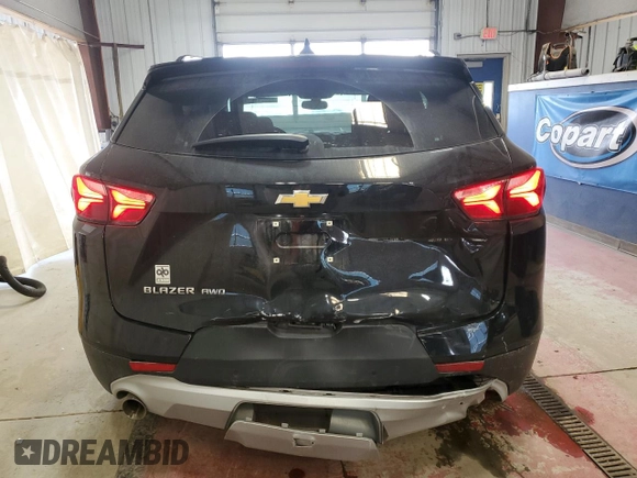 2020 Chevrolet Blazer LT z VIN 3GNKBHRS5LS601026, wystawiony jako Copart lot #56021965 z przebiegiem 40 994 mil mil oraz Szkoda całkowita • Salvage title. Historia ofert i sprzedaży dostępna na DreamBid. Obrazek 6.