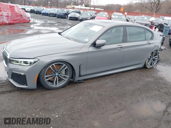 2020 BMW 7 Series 750i xDrive with VIN WBA7U2C04LGM27104, listed as a IAAI auction lot 41757796 with 10,174 mi miles and . Bid and sale history available at carsss.com. Image 18.