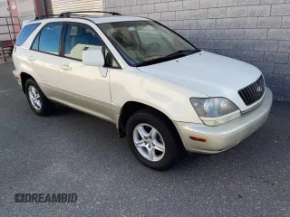 2000 Lexus RX 300 with VIN JT6HF10UXY0159914, listed as a Copart auction lot 82822194 with 220,515 mi miles and Clean Title. Bid and sale history available at carsss.com. Image 1.