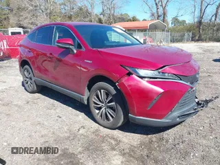2021 Toyota Venza LE with VIN JTEAAAAH2MJ006695, listed as a IAAI auction lot 41642372 with 157,947 mi miles. Bid and sale history available at carsss.com. Image 1.