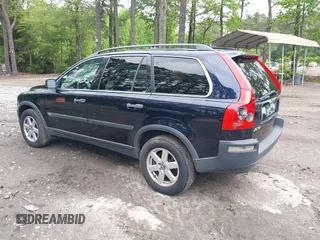 2006 Volvo XC90 2.5L Turbo with VIN YV4CZ592561296816, listed as a IAAI auction lot 42199168 with 199,667 mi miles. Bid and sale history available at carsss.com. Image 3.